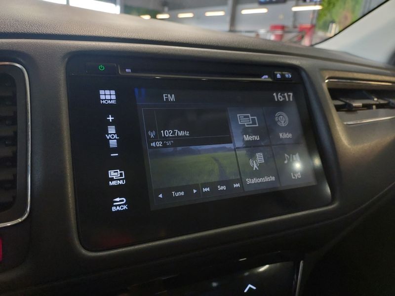 Honda HR-V 1.8 16V FLEX LX 4P AUTOMÁTICO 2016/2016 BETIOLO NOVOS E SEMINOVOS LAJEADO / Carros no Vale