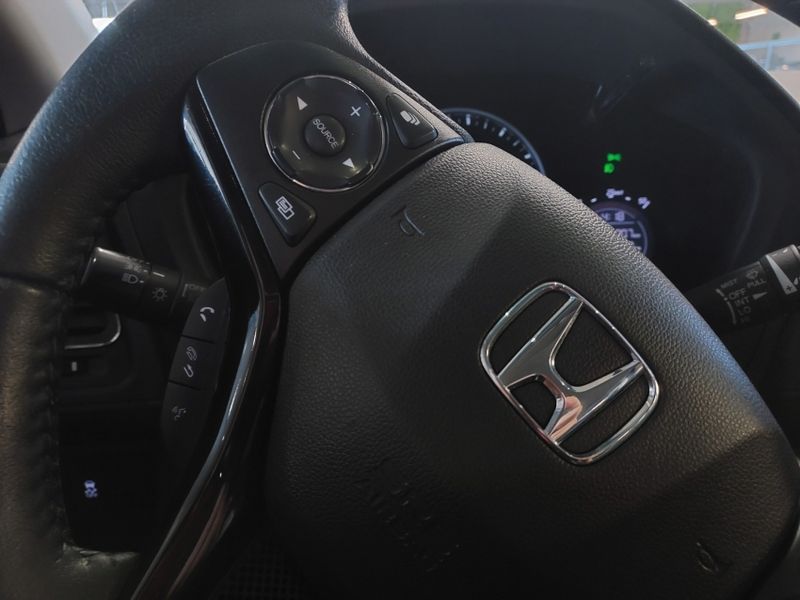 Honda HR-V 1.8 16V FLEX LX 4P AUTOMÁTICO 2016/2016 BETIOLO NOVOS E SEMINOVOS LAJEADO / Carros no Vale
