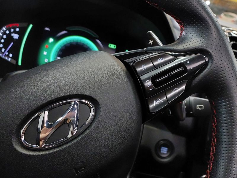 Hyundai CRETA 1.0 TGDI FLEX N LINE AUTOMÁTICO 2023/2024 BETIOLO NOVOS E SEMINOVOS LAJEADO / Carros no Vale