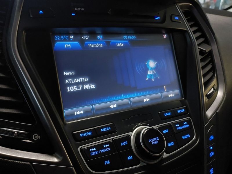Hyundai SANTA FÉ 3.3 MPFI 4X4 V6 270CV GASOLINA 4P AUTOMÁTICO 2013/2014 BETIOLO NOVOS E SEMINOVOS LAJEADO / Carros no Vale
