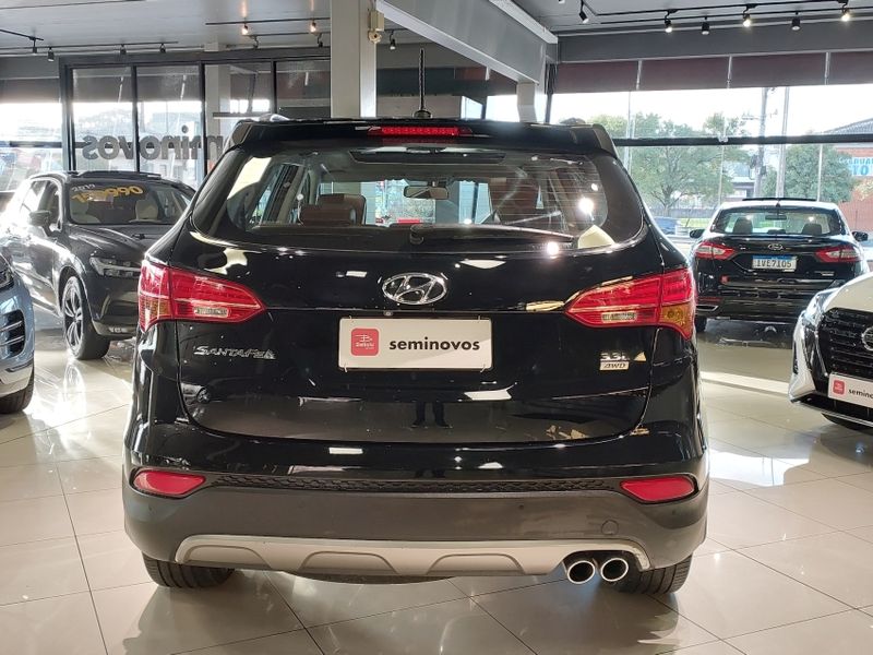 Hyundai SANTA FÉ 3.3 MPFI 4X4 V6 270CV GASOLINA 4P AUTOMÁTICO 2013/2014 BETIOLO NOVOS E SEMINOVOS LAJEADO / Carros no Vale