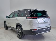 JEEP COMMANDER 1.3 T270 TURBO FLEX LIMITED AT6 2025/2025 BETIOLO NOVOS E SEMINOVOS LAJEADO / Carros no Vale