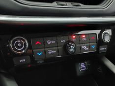 JEEP COMMANDER 1.3 T270 TURBO FLEX LONGITUDE AT6 2025/2025 BETIOLO NOVOS E SEMINOVOS LAJEADO / Carros no Vale