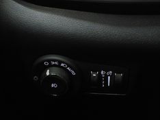 JEEP COMMANDER 1.3 T270 TURBO FLEX LONGITUDE AT6 2025/2025 BETIOLO NOVOS E SEMINOVOS LAJEADO / Carros no Vale