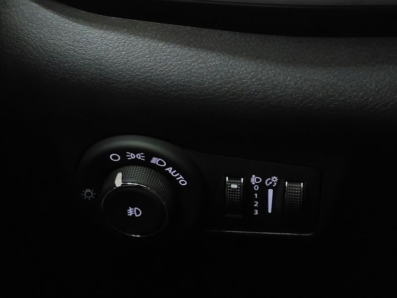 JEEP COMMANDER 1.3 T270 TURBO FLEX LONGITUDE AT6 2025/2025 BETIOLO NOVOS E SEMINOVOS LAJEADO / Carros no Vale