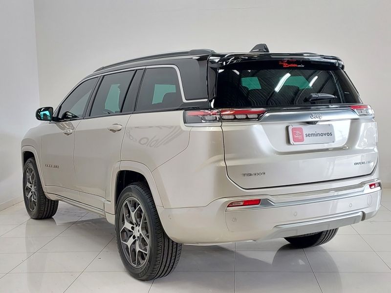 JEEP COMMANDER 2.0 TD380 TURBO DIESEL OVERLAND AT9 2022/2022 BETIOLO NOVOS E SEMINOVOS LAJEADO / Carros no Vale