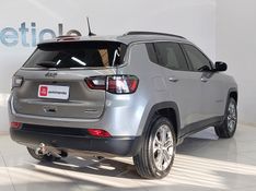 JEEP COMPASS 1.3 T270 TURBO FLEX LONGITUDE AT6 2022/2022 BETIOLO NOVOS E SEMINOVOS LAJEADO / Carros no Vale