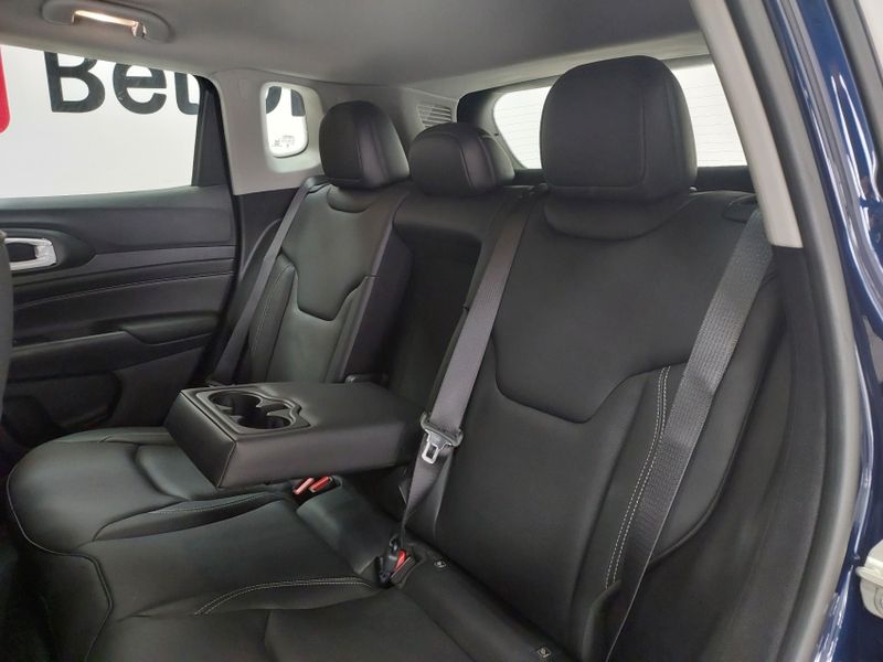 JEEP COMPASS 1.3 T270 TURBO FLEX LONGITUDE AT6 2025/2025 BETIOLO NOVOS E SEMINOVOS LAJEADO / Carros no Vale