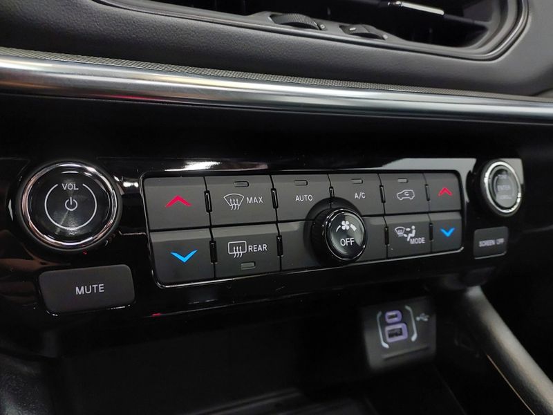 JEEP COMPASS 1.3 T270 TURBO FLEX S AT6 2025/2025 BETIOLO NOVOS E SEMINOVOS LAJEADO / Carros no Vale