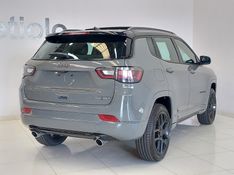 JEEP COMPASS 2.0 HURRICANE 4 TURBO GASOLINA BLACKHAWK AT9 2025/2025 BETIOLO NOVOS E SEMINOVOS LAJEADO / Carros no Vale