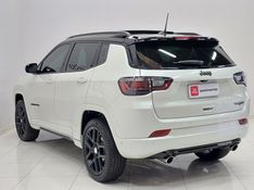 JEEP COMPASS 2.0 HURRICANE 4 TURBO GASOLINA BLACKHAWK AT9 2024/2025 BETIOLO NOVOS E SEMINOVOS LAJEADO / Carros no Vale