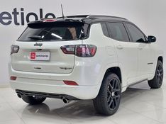 JEEP COMPASS 2.0 HURRICANE 4 TURBO GASOLINA BLACKHAWK AT9 2024/2025 BETIOLO NOVOS E SEMINOVOS LAJEADO / Carros no Vale