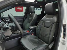 JEEP COMPASS 2.0 HURRICANE 4 TURBO GASOLINA BLACKHAWK AT9 2024/2025 BETIOLO NOVOS E SEMINOVOS LAJEADO / Carros no Vale