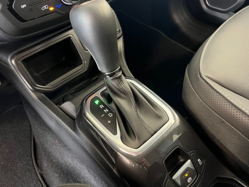 JEEP RENEGADE 1.3 T270 TURBO FLEX LONGITUDE AT6 2025/2025 BETIOLO NOVOS E SEMINOVOS LAJEADO / Carros no Vale