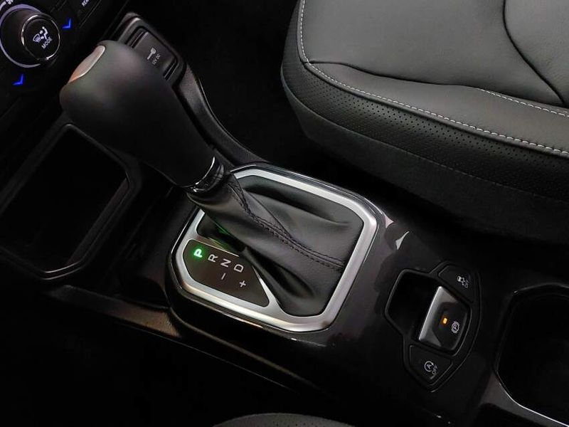 JEEP RENEGADE 1.3 T270 TURBO FLEX LONGITUDE AT6 2024/2025 BETIOLO NOVOS E SEMINOVOS LAJEADO / Carros no Vale