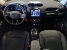 JEEP RENEGADE 1.3 T270 TURBO FLEX LONGITUDE AT6 2024/2025 BETIOLO NOVOS E SEMINOVOS LAJEADO / Carros no Vale