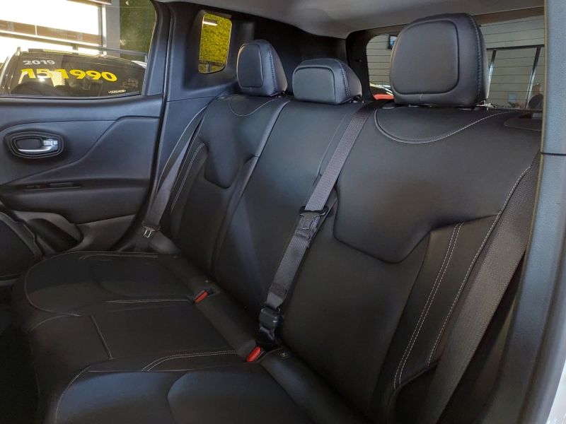 JEEP RENEGADE 1.3 T270 TURBO FLEX LONGITUDE AT6 2024/2025 BETIOLO NOVOS E SEMINOVOS LAJEADO / Carros no Vale