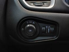 JEEP RENEGADE 1.8 16V FLEX 4P AUTOMÁTICO 2019/2019 BETIOLO NOVOS E SEMINOVOS LAJEADO / Carros no Vale