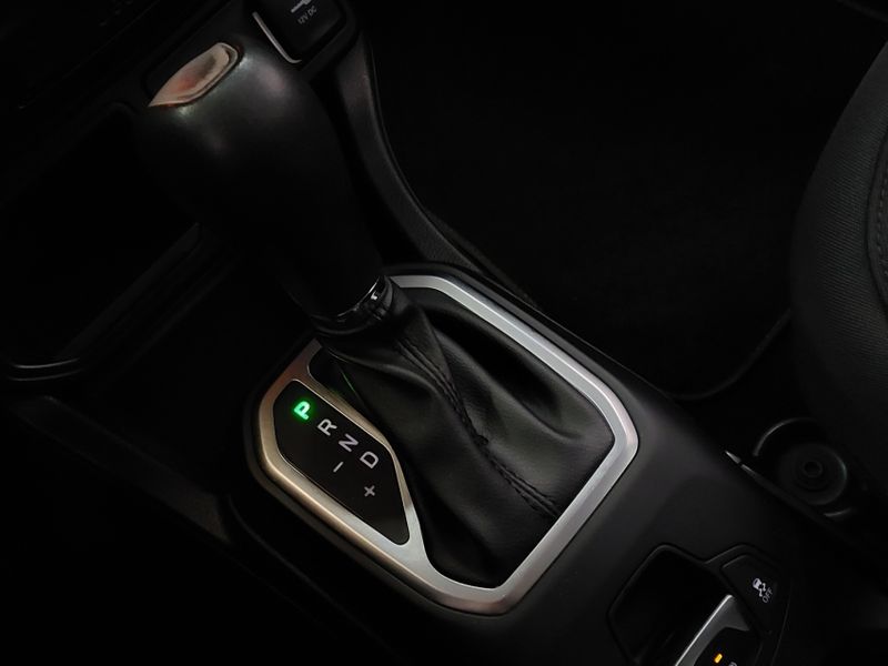 JEEP RENEGADE 1.8 16V FLEX 4P AUTOMÁTICO 2019/2020 BETIOLO NOVOS E SEMINOVOS LAJEADO / Carros no Vale