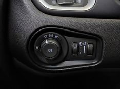 JEEP RENEGADE 1.8 16V FLEX 4P AUTOMÁTICO 2019/2020 BETIOLO NOVOS E SEMINOVOS LAJEADO / Carros no Vale