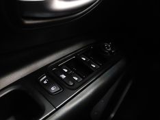 JEEP RENEGADE 1.8 16V FLEX LONGITUDE 4P AUTOMÁTICO 2019/2020 BETIOLO NOVOS E SEMINOVOS LAJEADO / Carros no Vale