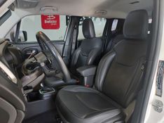 JEEP RENEGADE 1.8 16V FLEX LONGITUDE 4P AUTOMÁTICO 2019/2020 BETIOLO NOVOS E SEMINOVOS LAJEADO / Carros no Vale