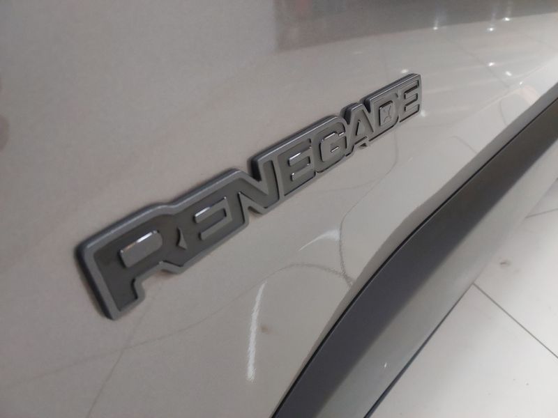 JEEP RENEGADE 1.8 16V FLEX SPORT 4P AUTOMÁTICO 2021/2021 BETIOLO NOVOS E SEMINOVOS LAJEADO / Carros no Vale