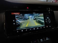 Land Rover RANGE ROVER EVOQUE 2.0 P250 FLEX R-DYNAMIC SE AWD AUTOMÁTICO 2020/2020 BETIOLO NOVOS E SEMINOVOS LAJEADO / Carros no Vale