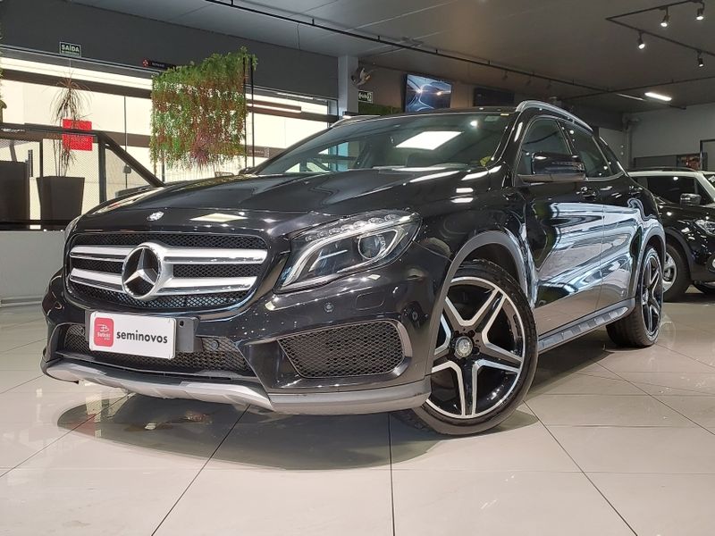Mercedes-Benz GLA 250 2.0 16V TURBO GASOLINA SPORT 4P AUTOMÁTICO 2017/2017 BETIOLO NOVOS E SEMINOVOS LAJEADO / Carros no Vale