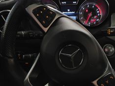 Mercedes-Benz GLA 250 2.0 16V TURBO GASOLINA SPORT 4P AUTOMÁTICO 2017/2017 BETIOLO NOVOS E SEMINOVOS LAJEADO / Carros no Vale