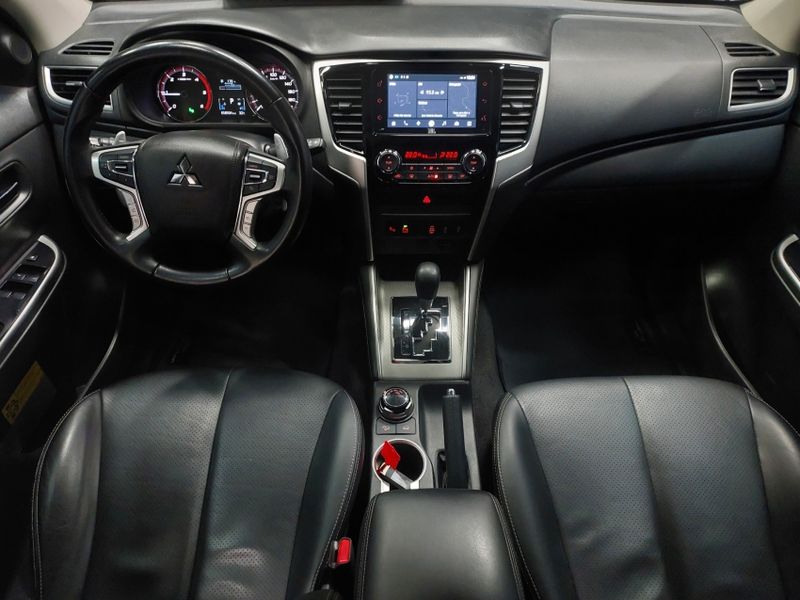 Mitsubishi L200 TRITON 2.4 16V TURBO DIESEL SPORT HPE-S CD 4P 4X4 AUTOMÁTICO 2021/2022 BETIOLO NOVOS E SEMINOVOS LAJEADO / Carros no Vale