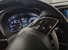 Mitsubishi OUTLANDER 2.2 4X4 16V DIESEL 4P AUTOMÁTICO 2015/2016 BETIOLO NOVOS E SEMINOVOS LAJEADO / Carros no Vale