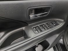 Mitsubishi OUTLANDER 2.2 4X4 16V DIESEL 4P AUTOMÁTICO 2015/2016 BETIOLO NOVOS E SEMINOVOS LAJEADO / Carros no Vale