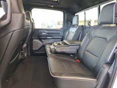Ram 1500 3.0 HURRICANE 6 BITURBO GASOLINA LARAMIE NIGHT EDITION CD 4X4 AUTOMÁTICO 2024/2025 BETIOLO NOVOS E SEMINOVOS LAJEADO / Carros no Vale