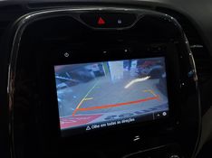 Renault CAPTUR 1.6 16V SCE FLEX INTENSE X-TRONIC 2017/2018 BETIOLO NOVOS E SEMINOVOS LAJEADO / Carros no Vale