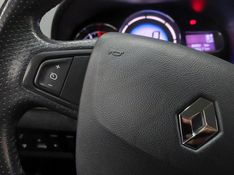 Renault FLUENCE 2.0 DYNAMIQUE PLUS 16V FLEX 4P AUTOMÁTICO 2017/2018 BETIOLO NOVOS E SEMINOVOS LAJEADO / Carros no Vale