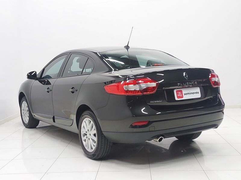Renault FLUENCE 2.0 DYNAMIQUE PLUS 16V FLEX 4P AUTOMÁTICO 2017/2018 BETIOLO NOVOS E SEMINOVOS LAJEADO / Carros no Vale