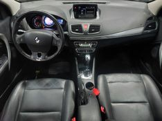 Renault FLUENCE 2.0 DYNAMIQUE PLUS 16V FLEX 4P AUTOMÁTICO 2017/2018 BETIOLO NOVOS E SEMINOVOS LAJEADO / Carros no Vale