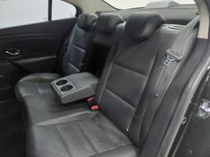 Renault FLUENCE 2.0 DYNAMIQUE PLUS 16V FLEX 4P AUTOMÁTICO 2017/2018 BETIOLO NOVOS E SEMINOVOS LAJEADO / Carros no Vale