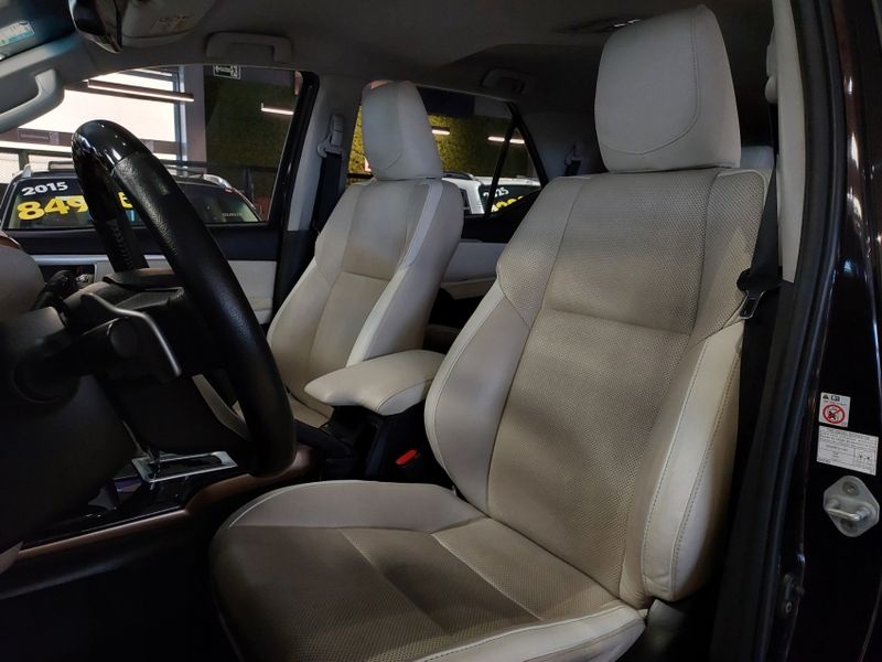 Toyota HILUX SW4 2.8 SRX DIAMOND 4X4 7 LUGARES 16V TURBO INTERCOOLER DIESEL 4P AUTOMÁTICO 2018/2019 BETIOLO NOVOS E SEMINOVOS LAJEADO / Carros no Vale