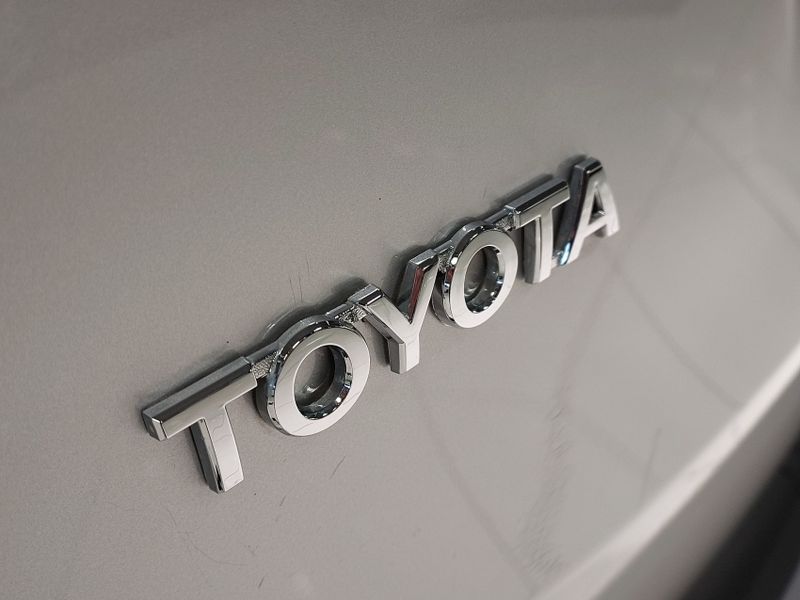 Toyota RAV4 2.0 4X2 16V GASOLINA 4P AUTOMÁTICO 2014/2014 BETIOLO NOVOS E SEMINOVOS LAJEADO / Carros no Vale