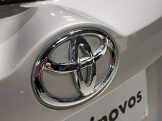 Toyota RAV4 2.0 4X2 16V GASOLINA 4P AUTOMÁTICO 2014/2014 BETIOLO NOVOS E SEMINOVOS LAJEADO / Carros no Vale