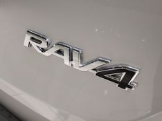 Toyota RAV4 2.0 4X2 16V GASOLINA 4P AUTOMÁTICO 2014/2014 BETIOLO NOVOS E SEMINOVOS LAJEADO / Carros no Vale