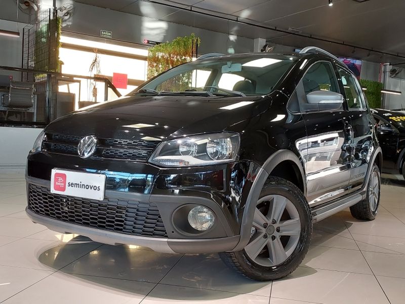 Volkswagen CROSSFOX 1.6 MI FLEX 8V 4P MANUAL 2011/2012 BETIOLO NOVOS E SEMINOVOS LAJEADO / Carros no Vale