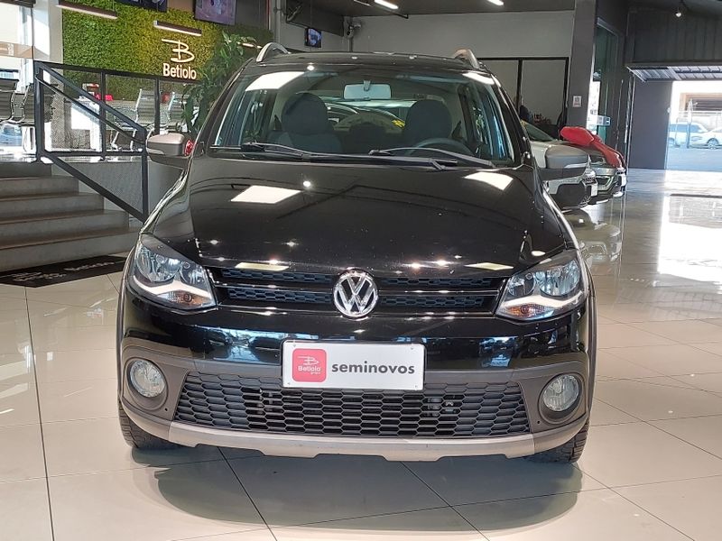 Volkswagen CROSSFOX 1.6 MI FLEX 8V 4P MANUAL 2011/2012 BETIOLO NOVOS E SEMINOVOS LAJEADO / Carros no Vale