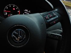 Volkswagen JETTA 2.0 COMFORTLINE FLEX 4P TIPTRONIC 2014/2014 BETIOLO NOVOS E SEMINOVOS LAJEADO / Carros no Vale