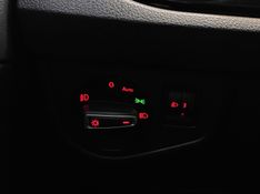 Volkswagen NIVUS 1.0 200 TSI TOTAL FLEX HIGHLINE AUTOMÁTICO 2022/2022 BETIOLO NOVOS E SEMINOVOS LAJEADO / Carros no Vale