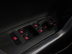 Volkswagen NIVUS 1.0 200 TSI TOTAL FLEX HIGHLINE AUTOMÁTICO 2022/2022 BETIOLO NOVOS E SEMINOVOS LAJEADO / Carros no Vale