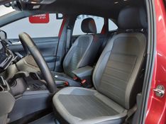 Volkswagen NIVUS 1.0 200 TSI TOTAL FLEX HIGHLINE AUTOMÁTICO 2022/2022 BETIOLO NOVOS E SEMINOVOS LAJEADO / Carros no Vale