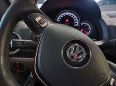 Volkswagen UP 1.0 TSI MOVE UP 12V FLEX 4P MANUAL 2018/2019 BETIOLO NOVOS E SEMINOVOS LAJEADO / Carros no Vale